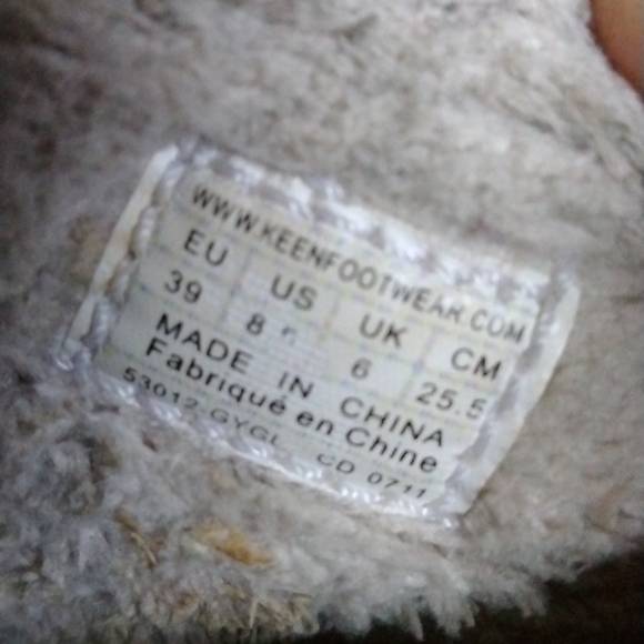 KEEN SLIPPERS - Picture 7 of 11